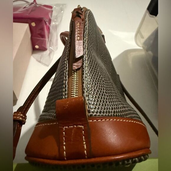 Dooney & Bourke Lizard Embossed Satchel Gray Brown Bag w/ Strap 12”x9” Like New - Picture 13 of 17